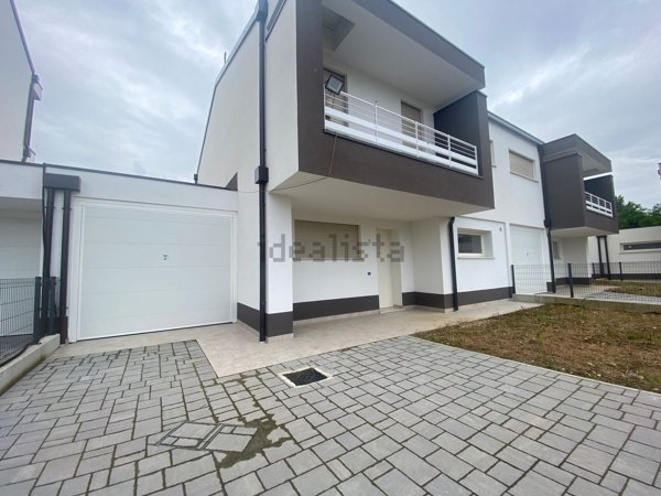 casa indipendente in vendita a Loreggia