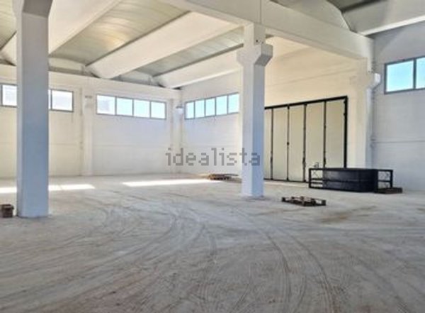 capannone in vendita a Loreggia