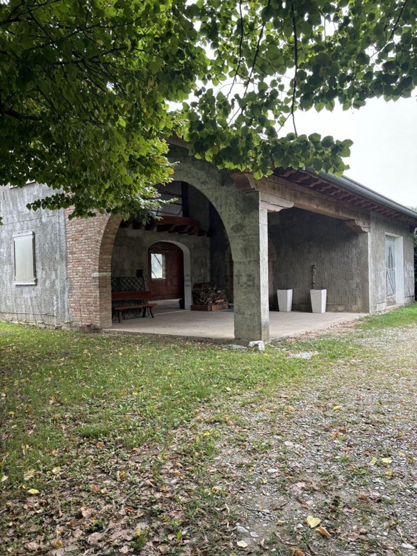 casa indipendente in vendita a Loreggia
