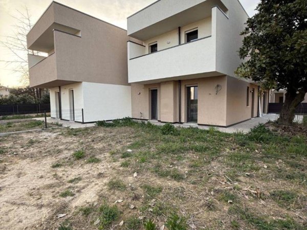 appartamento in vendita a Loreggia in zona Loreggiola