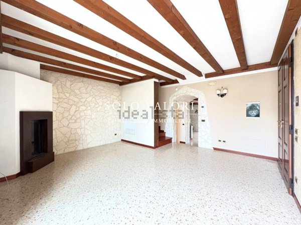 casa indipendente in vendita a Loreggia