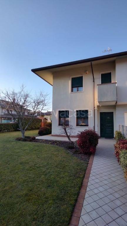 casa indipendente in vendita a Loreggia in zona Loreggiola