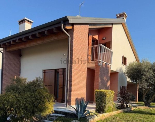 casa indipendente in vendita a Loreggia