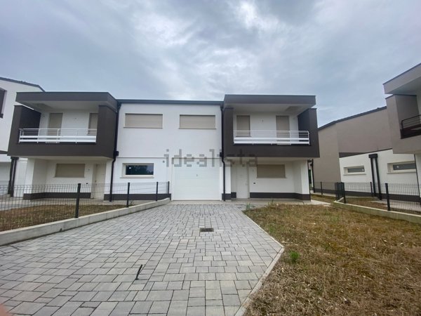 casa indipendente in vendita a Loreggia