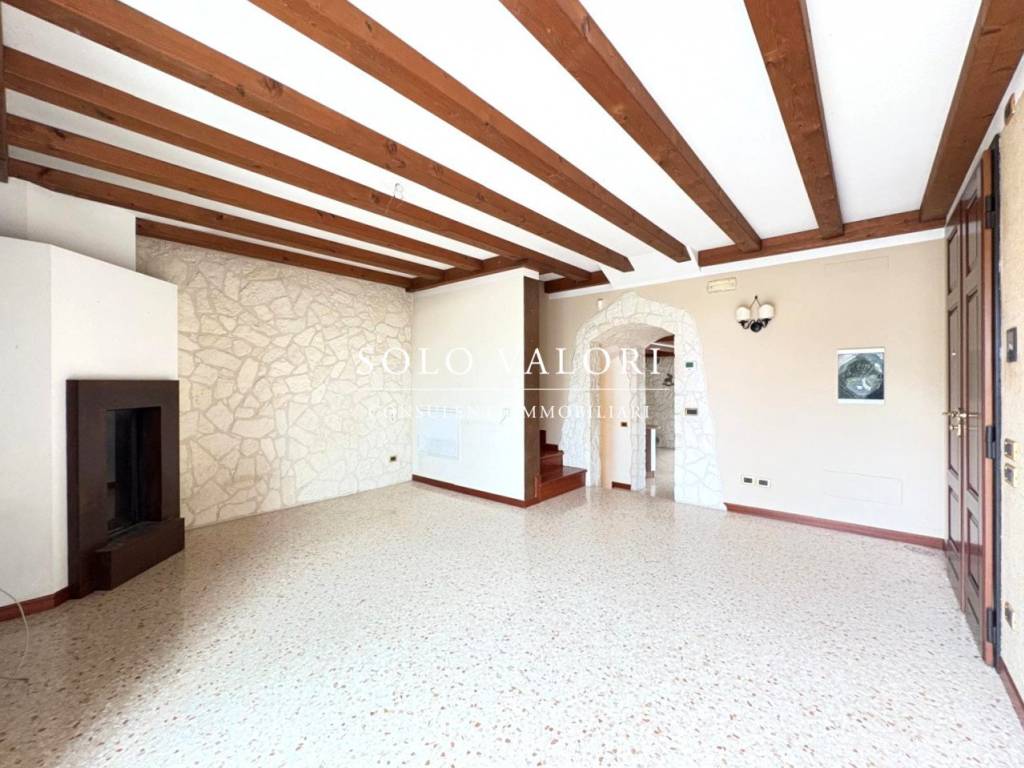 casa indipendente in vendita a Loreggia