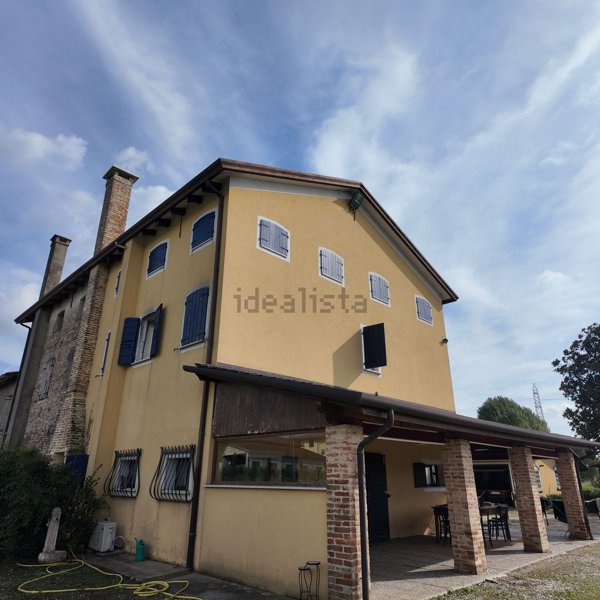 casale in vendita a Loreggia