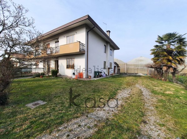 casa indipendente in vendita a Loreggia