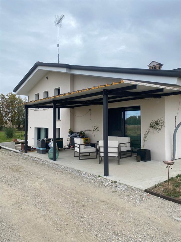 casa indipendente in vendita a Loreggia