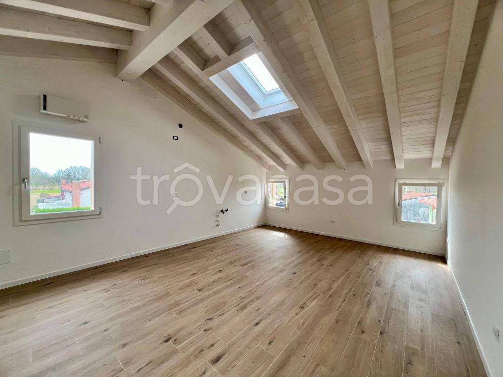 appartamento in vendita a Loreggia in zona Loreggiola