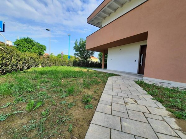 casa indipendente in vendita a Loreggia