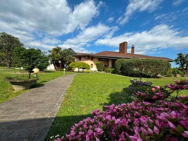 casa indipendente in vendita a Loreggia