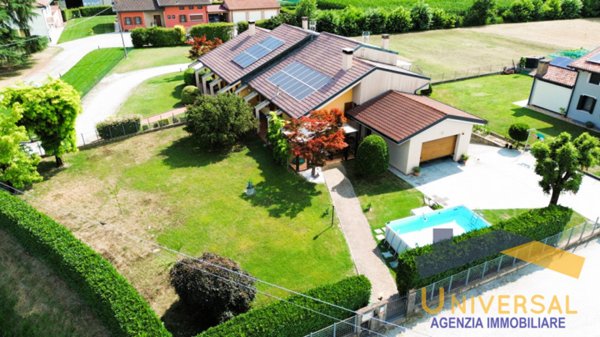 casa indipendente in vendita a Loreggia