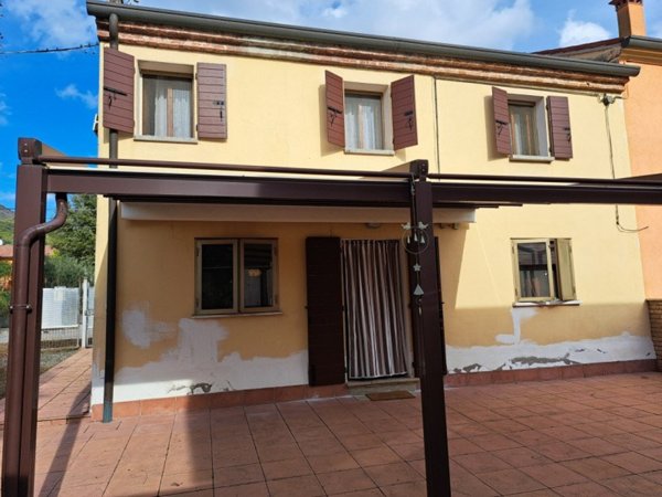 casa indipendente in vendita a Lozzo Atestino in zona Valbona