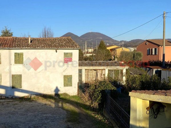 casa indipendente in vendita a Lozzo Atestino
