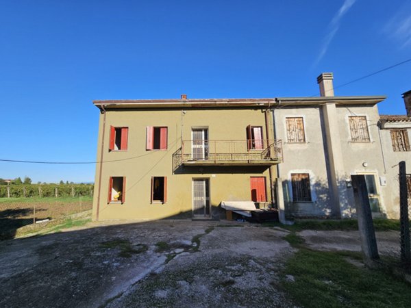 casa indipendente in vendita a Lozzo Atestino