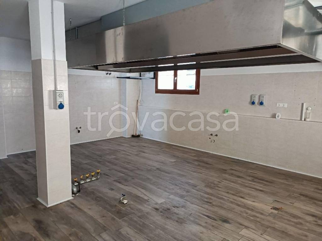 negozio in vendita a Lozzo Atestino