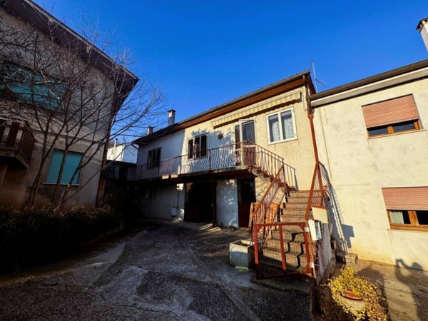 casa indipendente in vendita a Lozzo Atestino