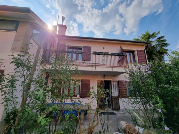 casa indipendente in vendita a Lozzo Atestino