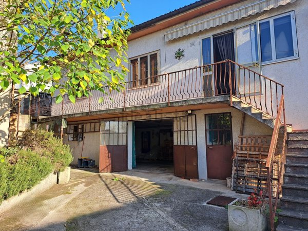 casa indipendente in vendita a Lozzo Atestino