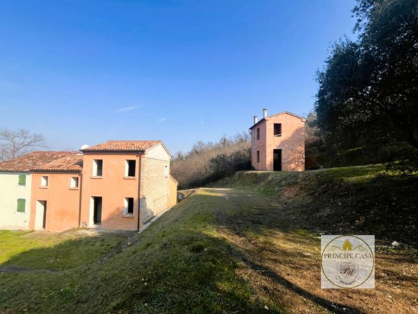casa indipendente in vendita a Lozzo Atestino in zona Valbona