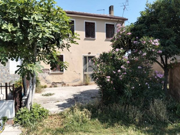 casa indipendente in vendita a Lozzo Atestino in zona Chiavicone