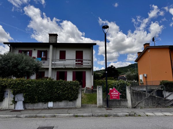 casa indipendente in vendita a Lozzo Atestino