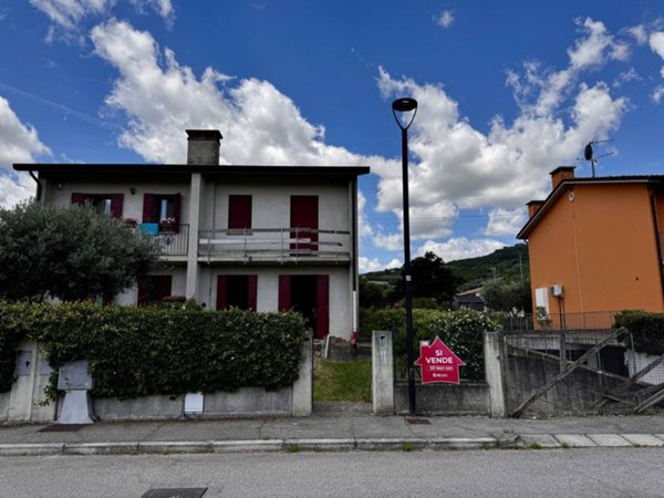 casa indipendente in vendita a Lozzo Atestino