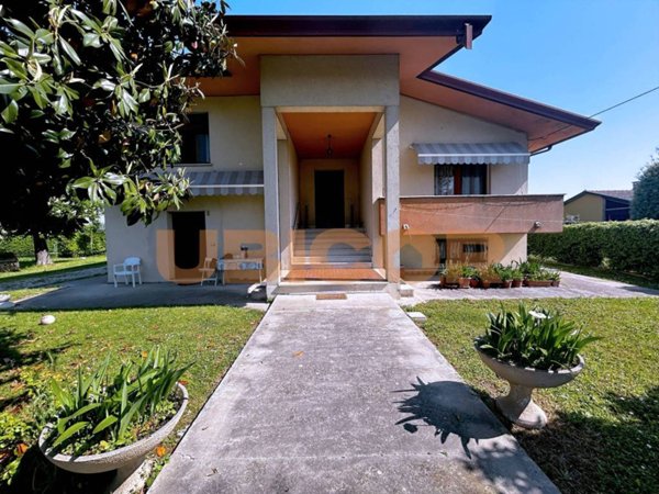 casa indipendente in vendita a Maserà di Padova in zona Bertipaglia