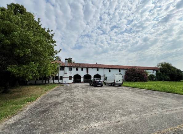 locale di sgombero in vendita a Maserà di Padova