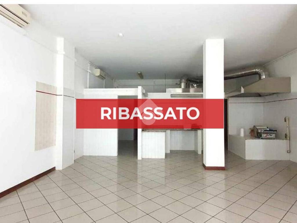 negozio in vendita a Maserà di Padova