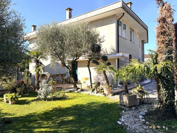 casa indipendente in vendita a Maserà di Padova in zona Bertipaglia