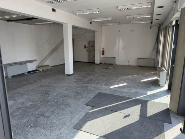 locale commerciale in vendita a Maserà di Padova