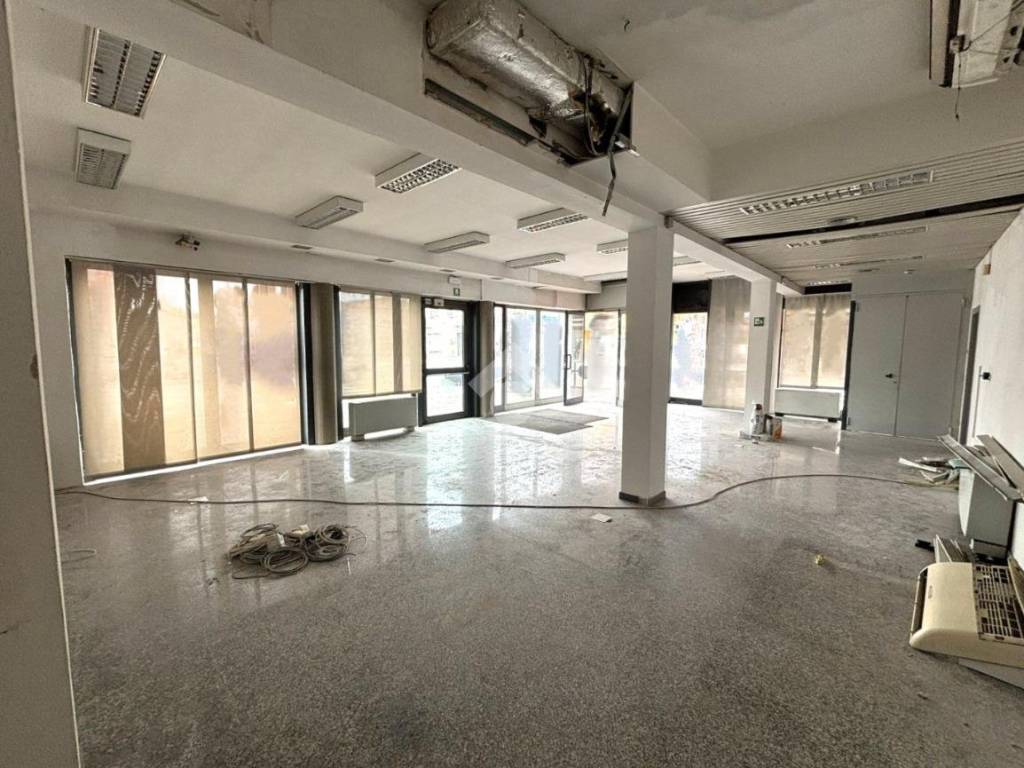 negozio in vendita a Maserà di Padova