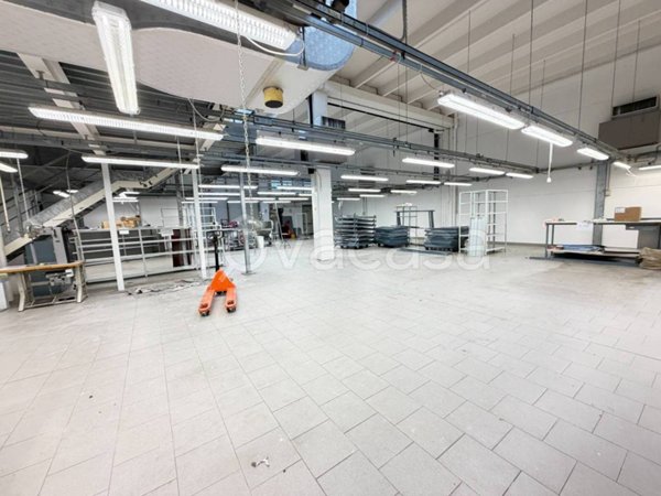 locale commerciale in vendita a Maserà di Padova