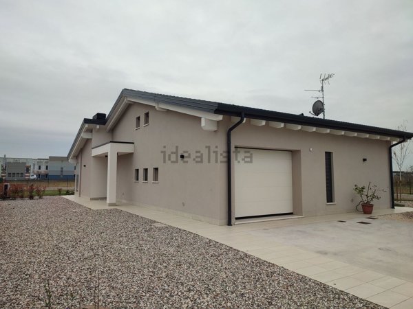 casa indipendente in vendita a Masi