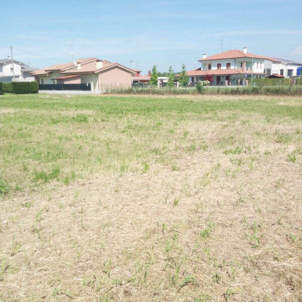 terreno edificabile in vendita a Masi