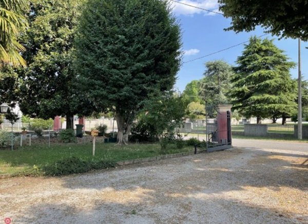 casa indipendente in vendita a Massanzago