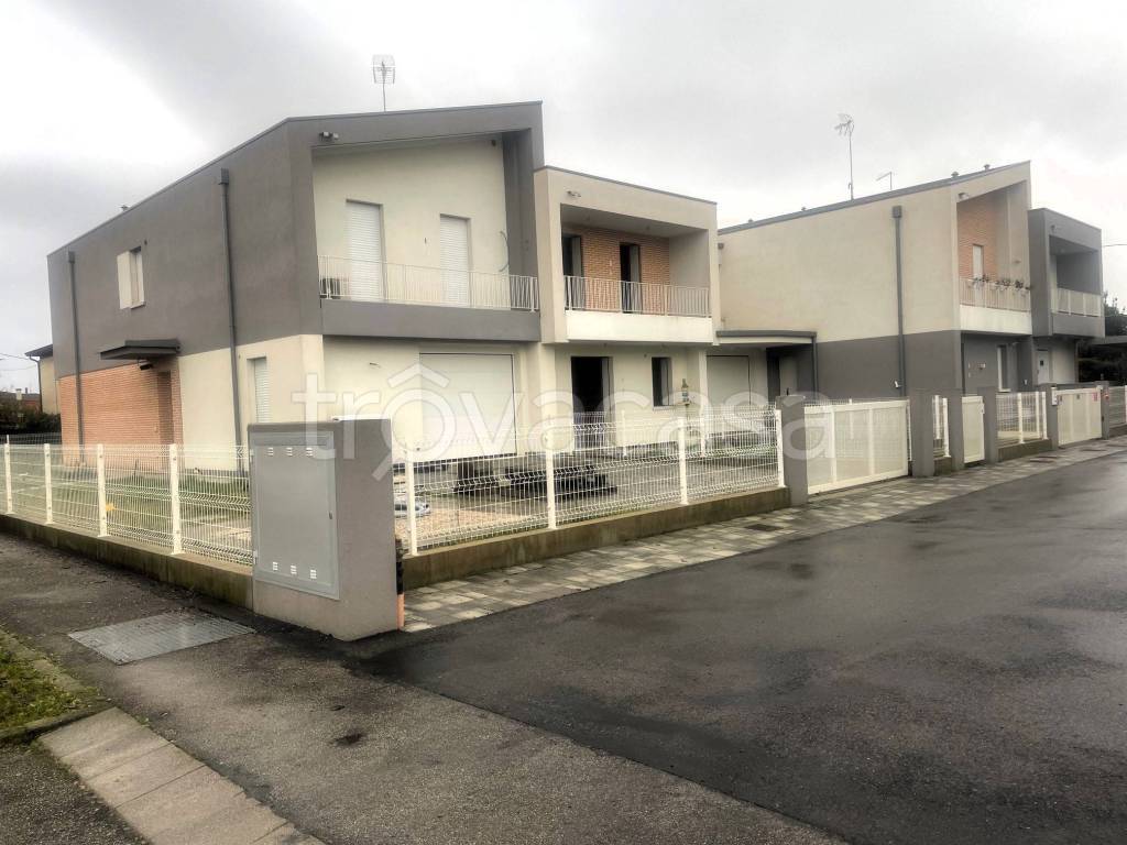 casa indipendente in vendita a Massanzago