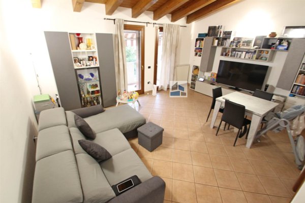 appartamento in vendita a Massanzago in zona Zeminiana