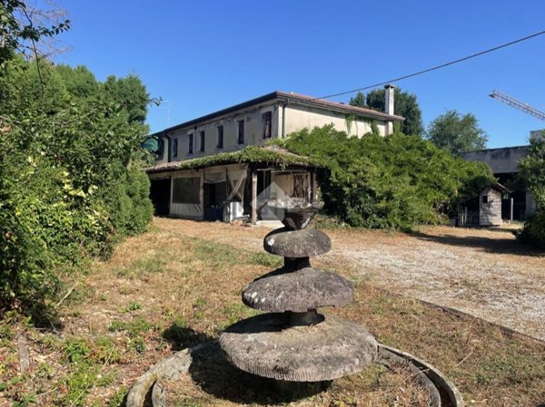 casa indipendente in vendita a Massanzago