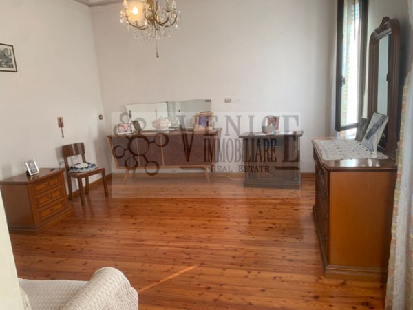 casa indipendente in vendita a Massanzago