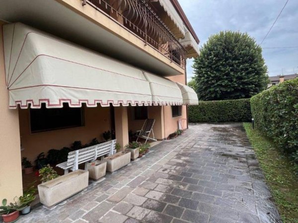 casa indipendente in vendita a Massanzago