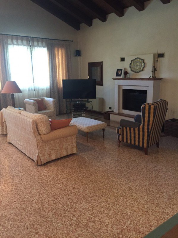 casa indipendente in vendita a Massanzago