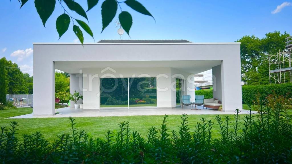 casa indipendente in vendita a Massanzago
