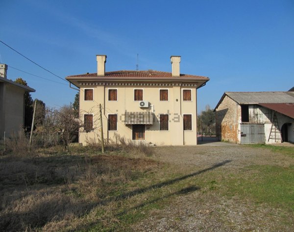 casa indipendente in vendita a Massanzago