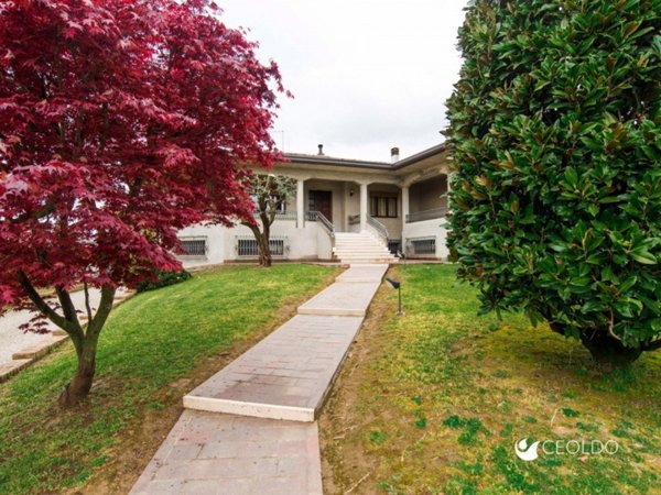 casa indipendente in vendita a Massanzago in zona San Dono