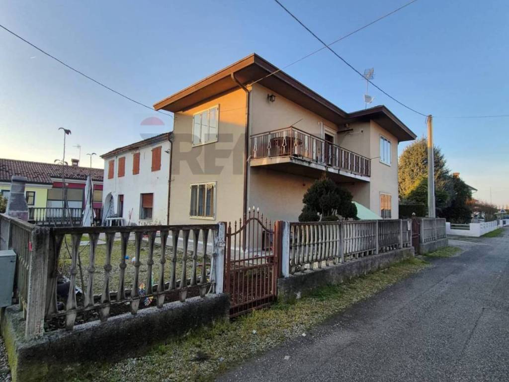 casa indipendente in vendita a Massanzago