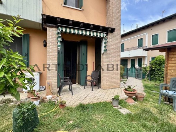 casa indipendente in vendita a Massanzago