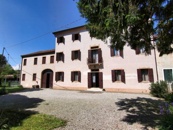casa indipendente in vendita a Massanzago in zona San Dono