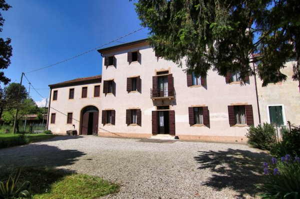 casa indipendente in vendita a Massanzago in zona San Dono